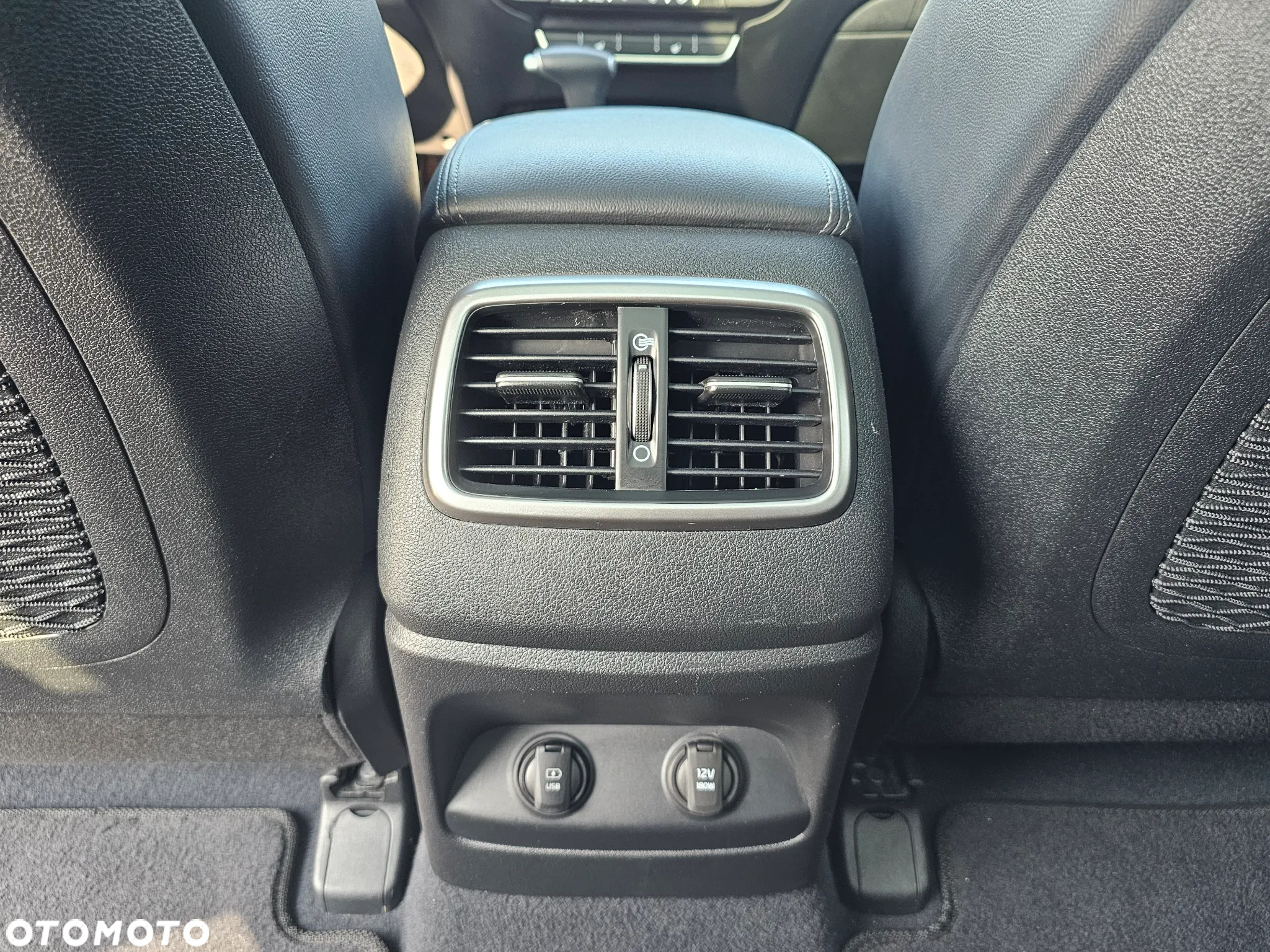Kia Sorento - 33