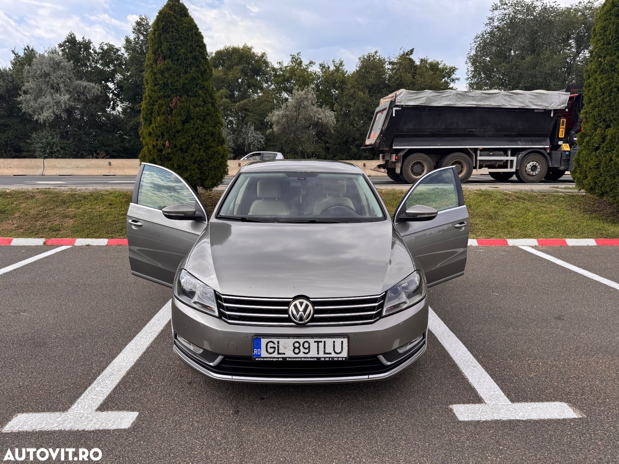 Volkswagen Passat 2.0 Blue TDI DSG SCR Comfortline - 1