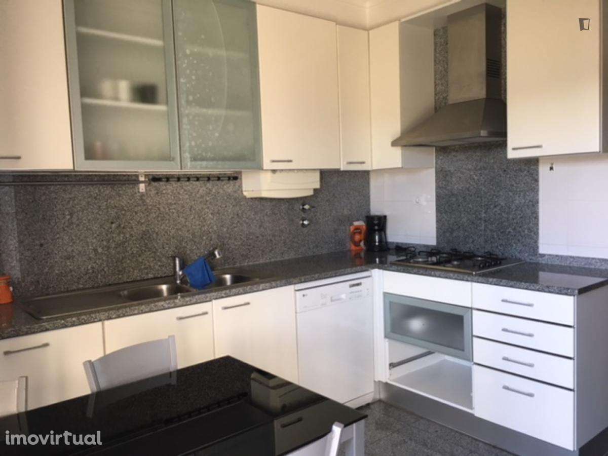 Apartamento com 3 quartos - localizado em Algés Lisbon - Grande imagem: 4/19