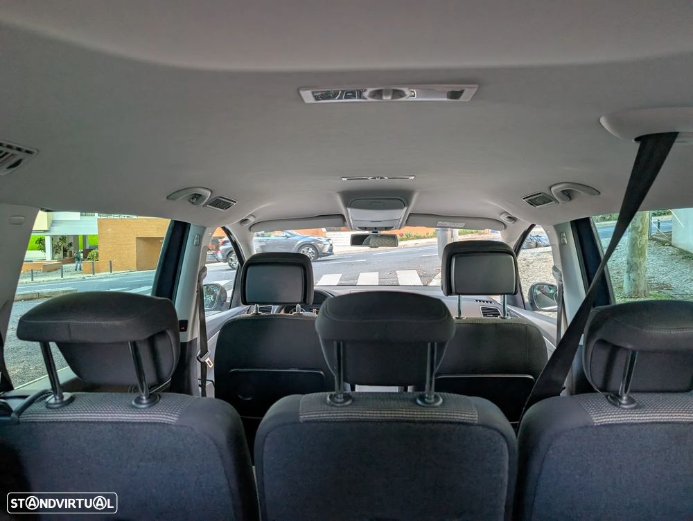 VW Sharan 2.0 TDi Confortline - 9