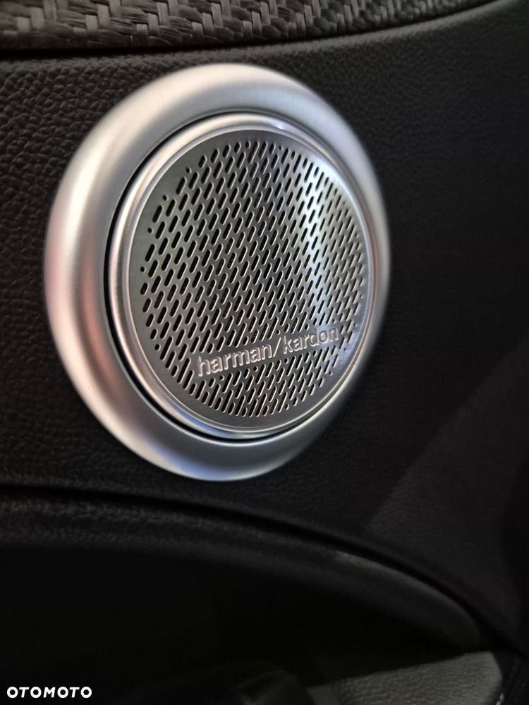 Alfa Romeo Stelvio - 17