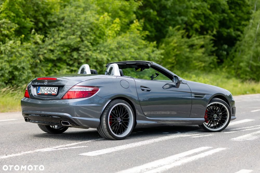Mercedes-Benz SLK 250 CGI - 3