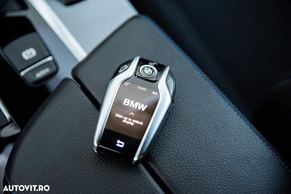 BMW Seria 5 530d xDrive AT - 13