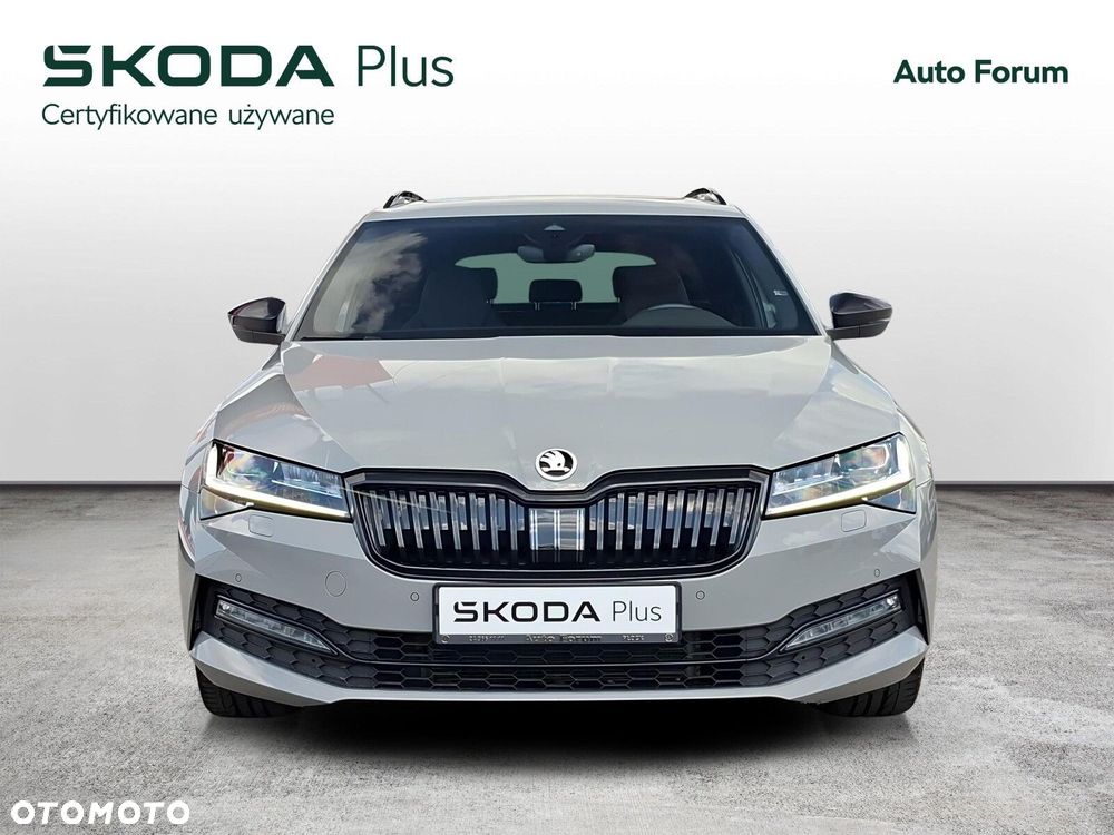 Skoda Superb 2.0 TDI SCR 4x4 Sportline DSG - 9