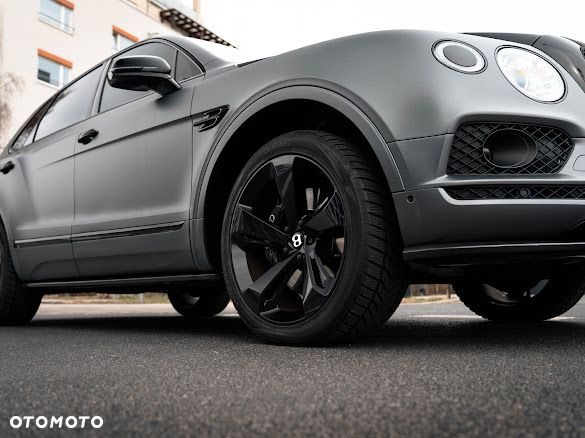 Bentley Bentayga - 1