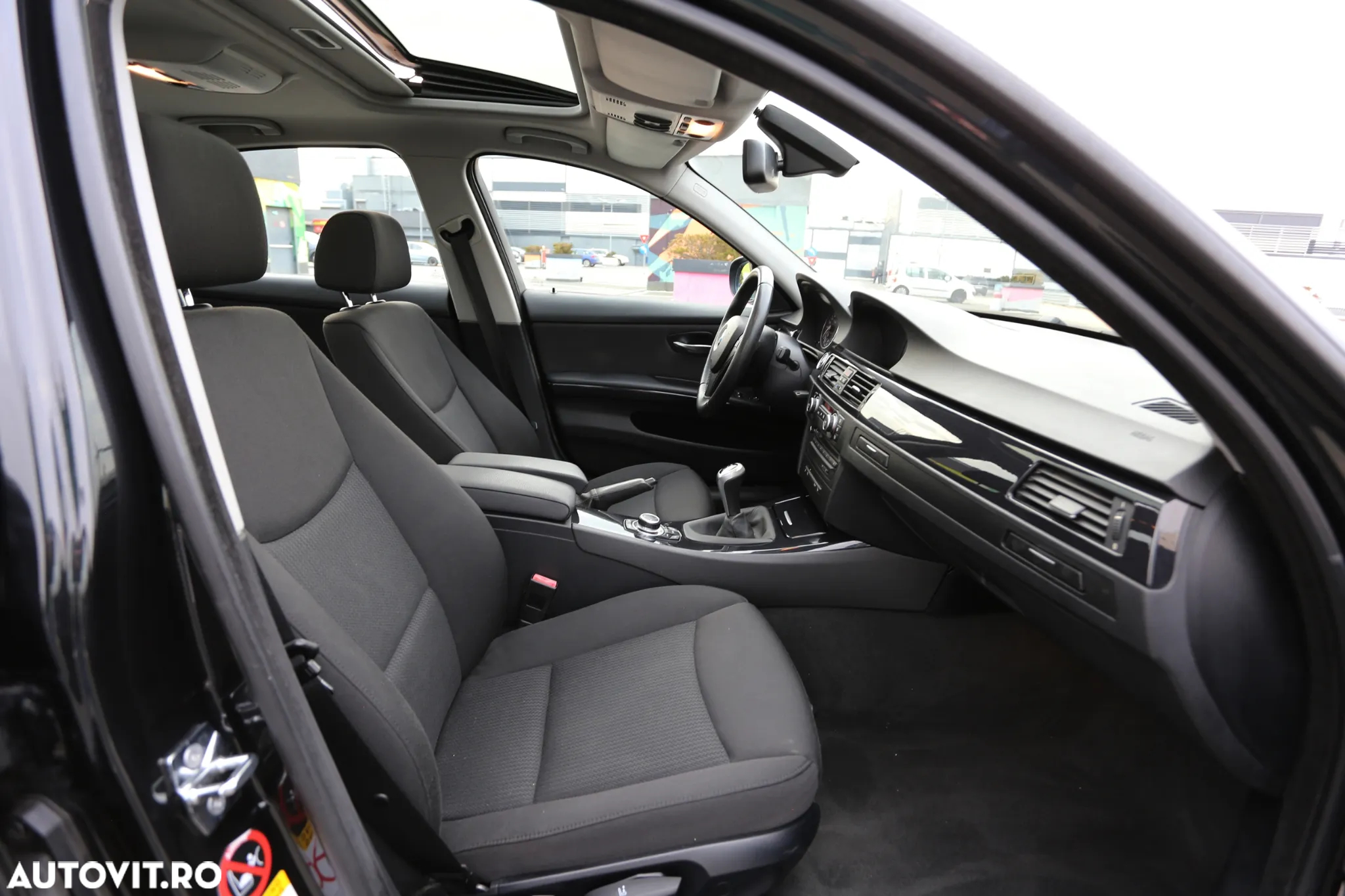 BMW Seria 3 320i Edition Exclusive - 10