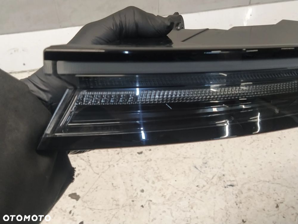 PORSCHE TAYCAN 9JA 19- LAMPA TYŁ TYLNA LED PRAWA LEWA  BASE USA ORYGINAŁ - 18