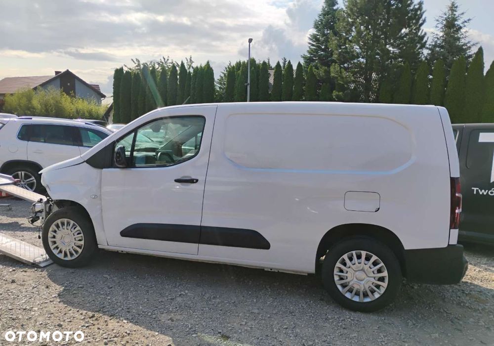 Toyota PROACE CITY - 21