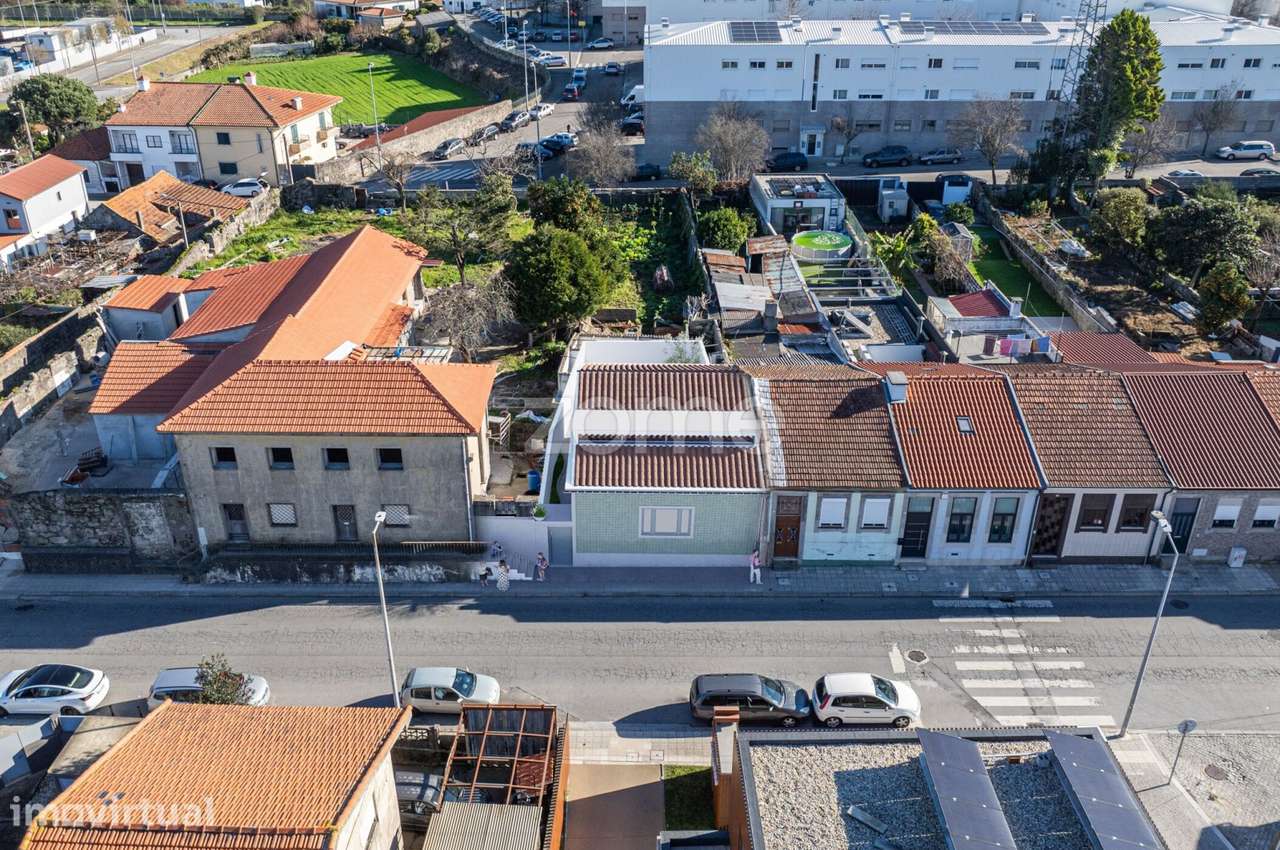 Moradia para reconstrução em Leça do Balio, Matosinhos - Grande imagem: 3/21