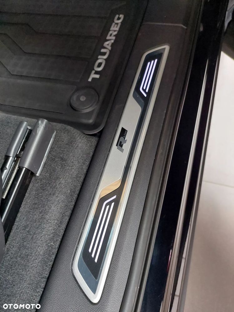 Volkswagen Touareg 3.0 V6 TDI SCR 4Mot R-Line - 16