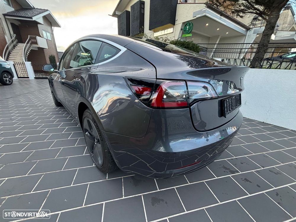 Tesla Model 3 Standard Range Plus RWD - 5