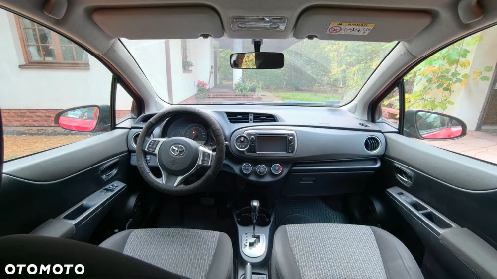 Toyota Yaris - 18