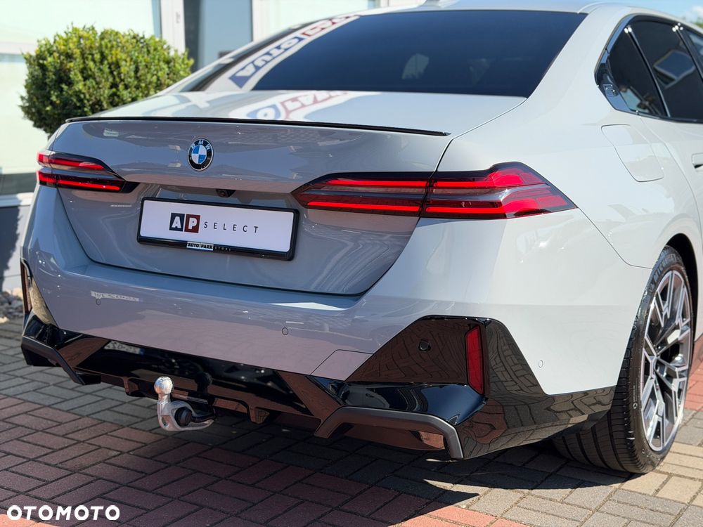 BMW Seria 5 520d xDrive mHEV M Sport - 14