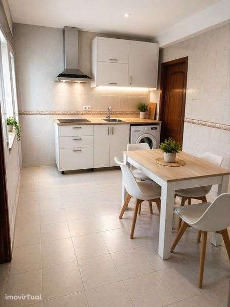 Arrenda-se T1 (anexo) renovado com água e luz incluídas - Grande imagem: 2/12