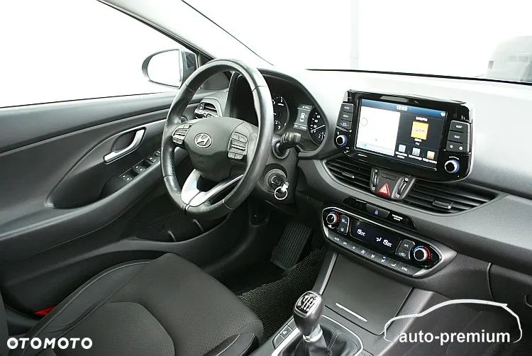 Hyundai i30 Kombi 1.6 CRDI Family+ - 8