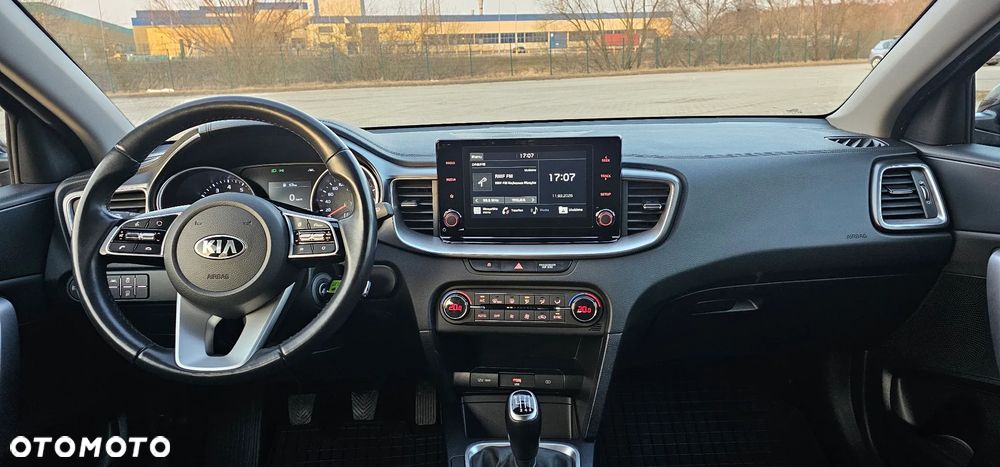 Kia Ceed 1.4 T-GDI M - 15