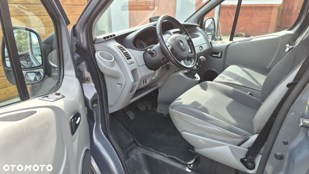 Opel Vivaro - 5