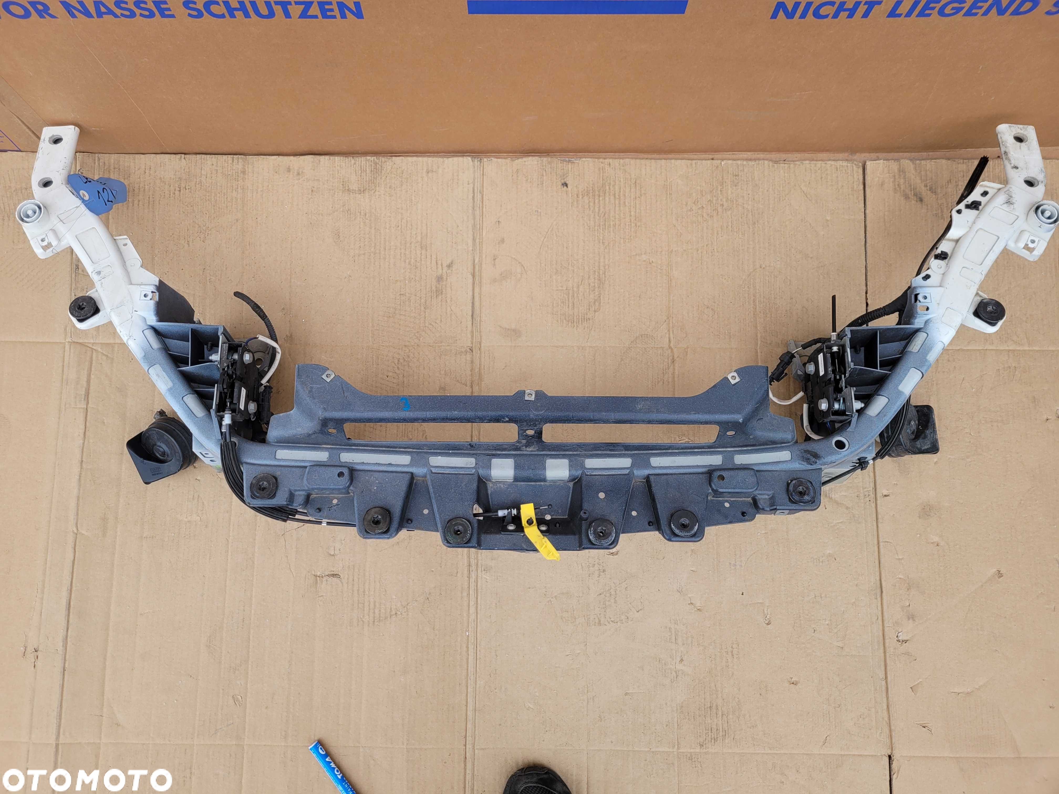 Maserati LEVANTE - pas przedni wzmocnienie czołowe belka górna 2 zamek - 8