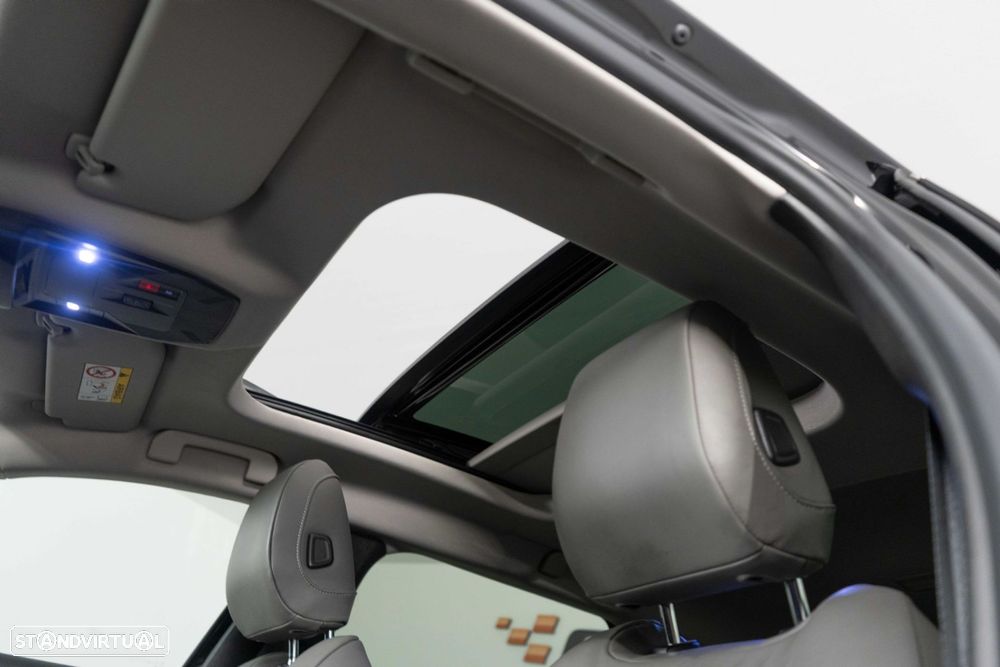 Citroën C5 X 1.6 Hybrid Shine Pack e-EAT8 - 25