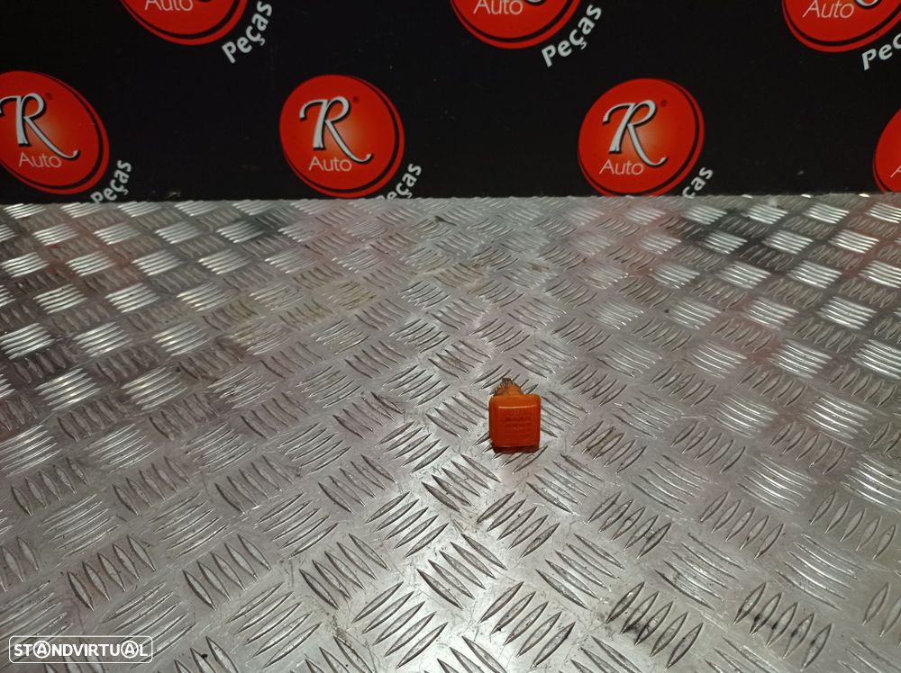 Piscas Guarda Lamas F.E Ford Transit Caixa (T_ _) - 1