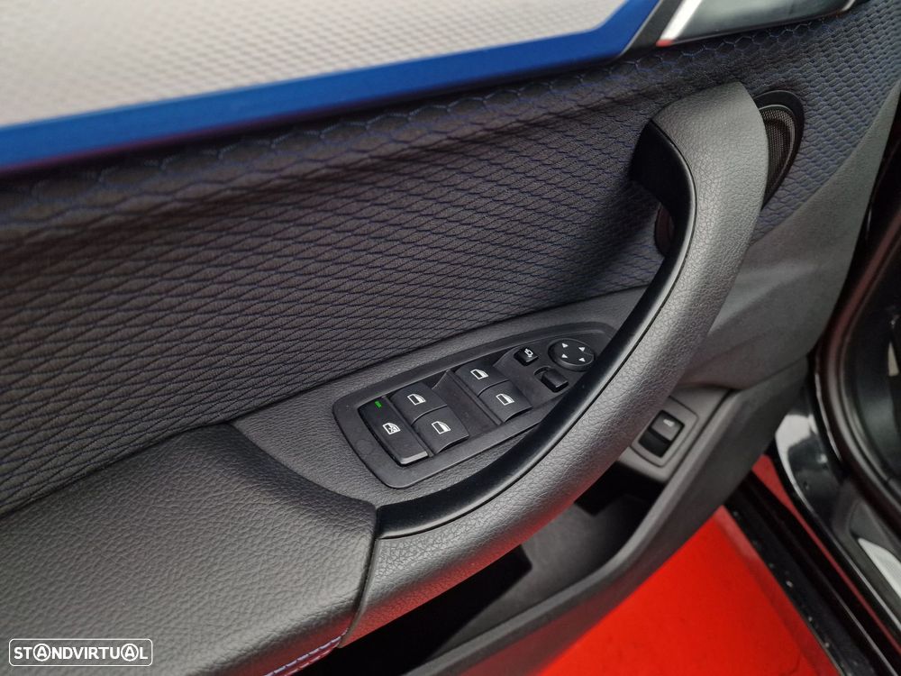 BMW X1 16 d sDrive Auto Pack M - 9