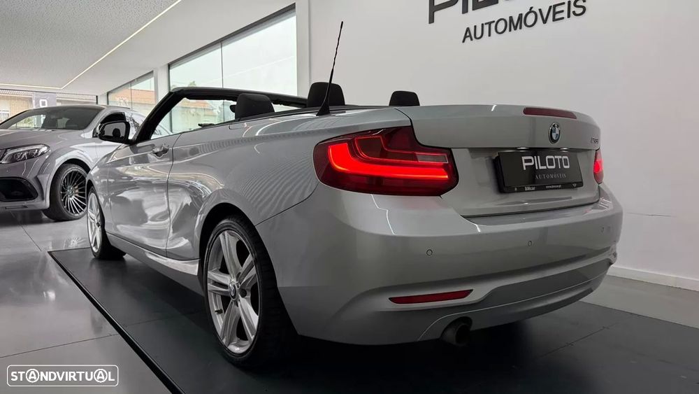 BMW 218 i Cabrio Line Sport - 6
