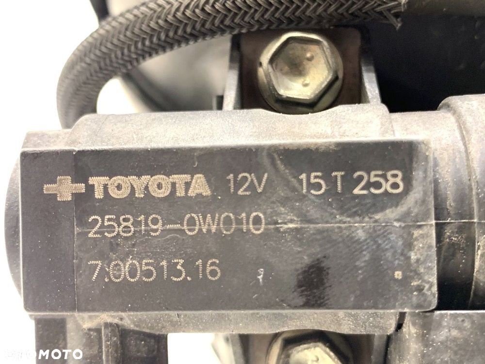 KOLEKTOR SSĄCY  LEXUS IS III (_E3_) 2013 - 2022 200t (ASE30) 180 kW [245 KM] benzyna 2015 - 2022 - 8