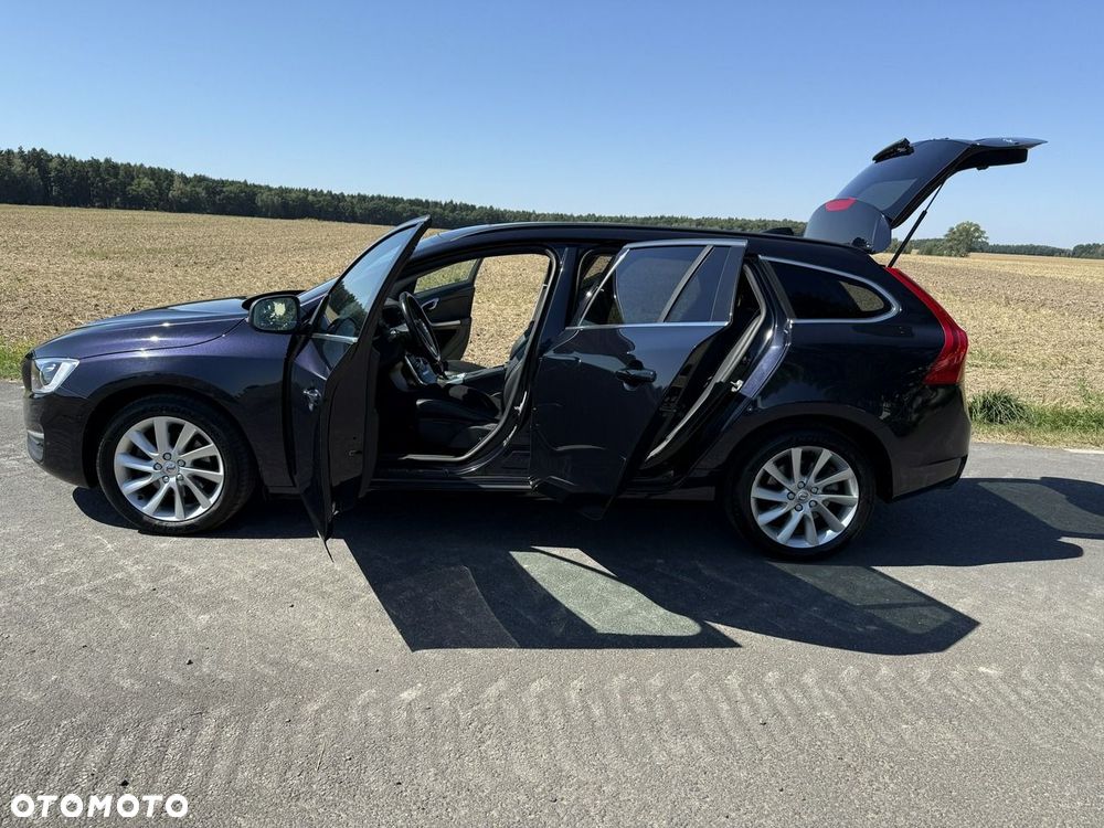Volvo V60 T3 Geartronic Momentum - 20