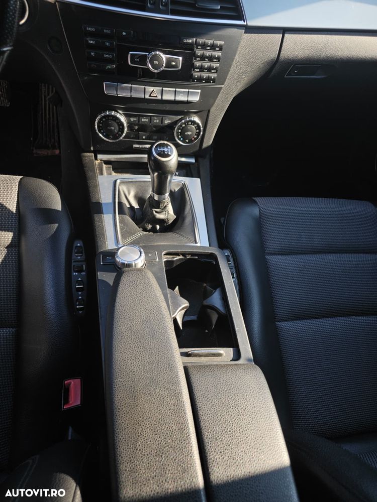 Mercedes-Benz C - 4