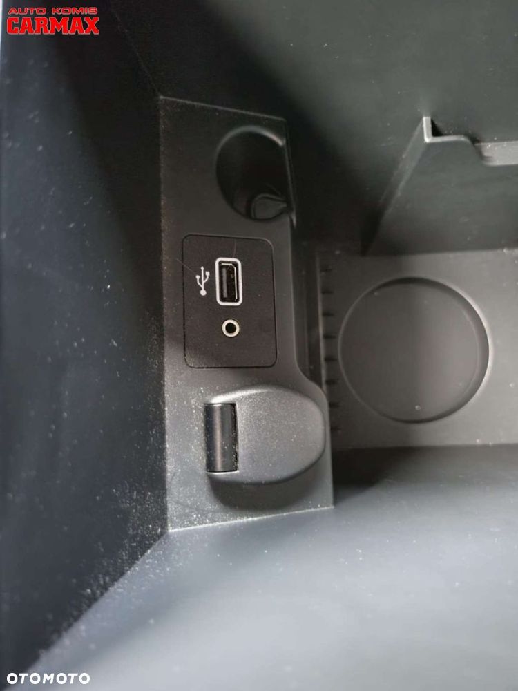 Nissan Qashqai 1.3 DIG-T N-Connecta - 24