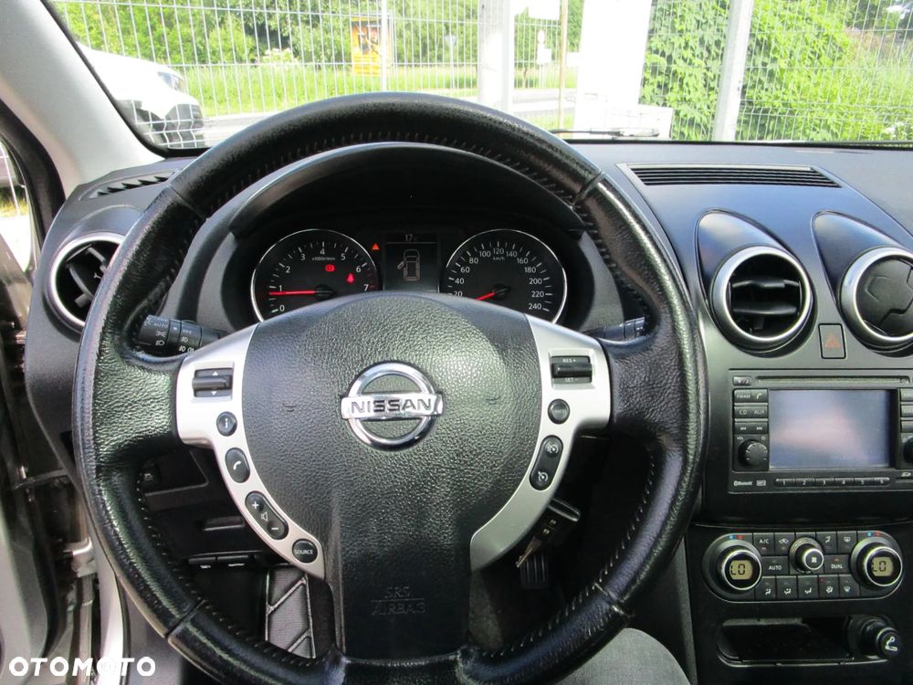 Nissan Qashqai+2 2.0 tekna - 23
