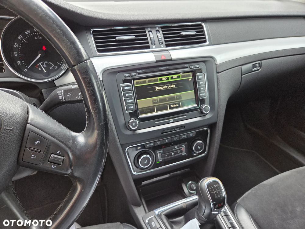 Skoda Superb 2.0 TDI 4x4 Platinum - 12