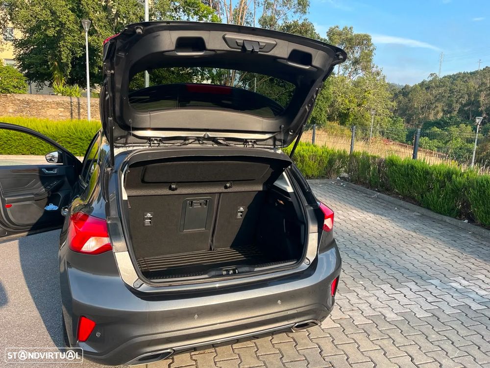 Ford Focus 1.5 EcoBoost Vignale - 11