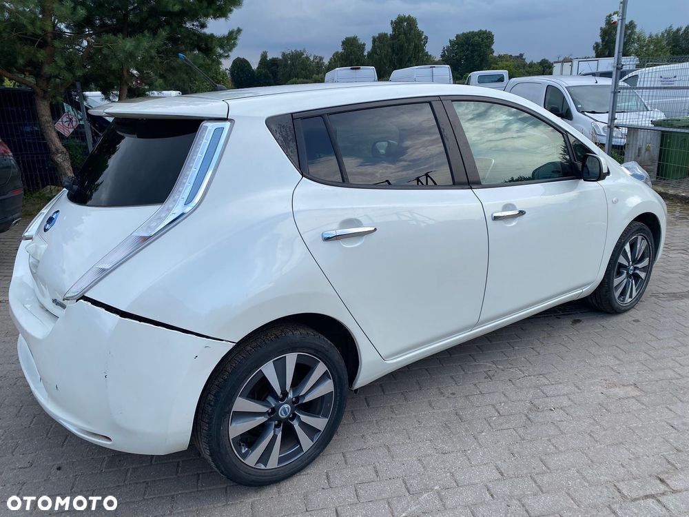 Nissan Leaf - 3