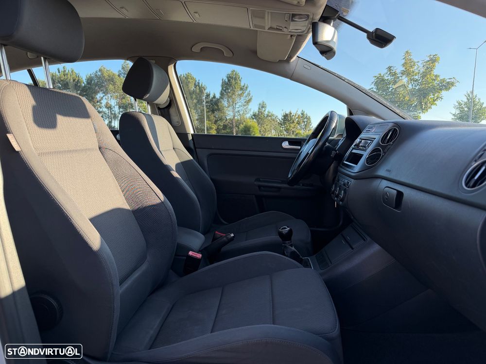 VW Golf Plus 2.0 TDi Highline - 13