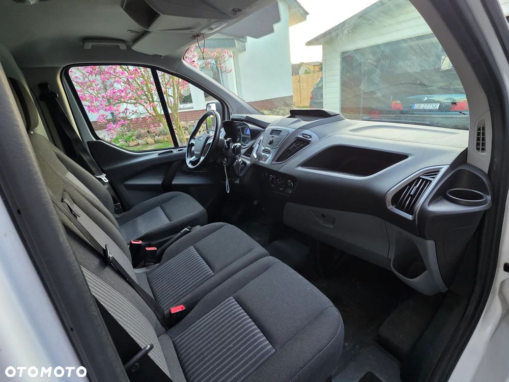 Ford TRANSIT CUSTOM - 6