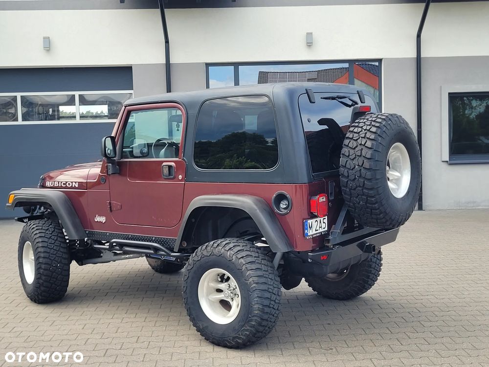 Jeep Wrangler - 10