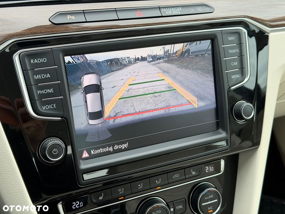 Volkswagen Passat 2.0 TDI BMT Highline DSG7 - 23
