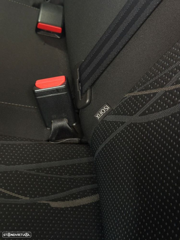 Peugeot 208 1.6 e-HDi Allure - 23