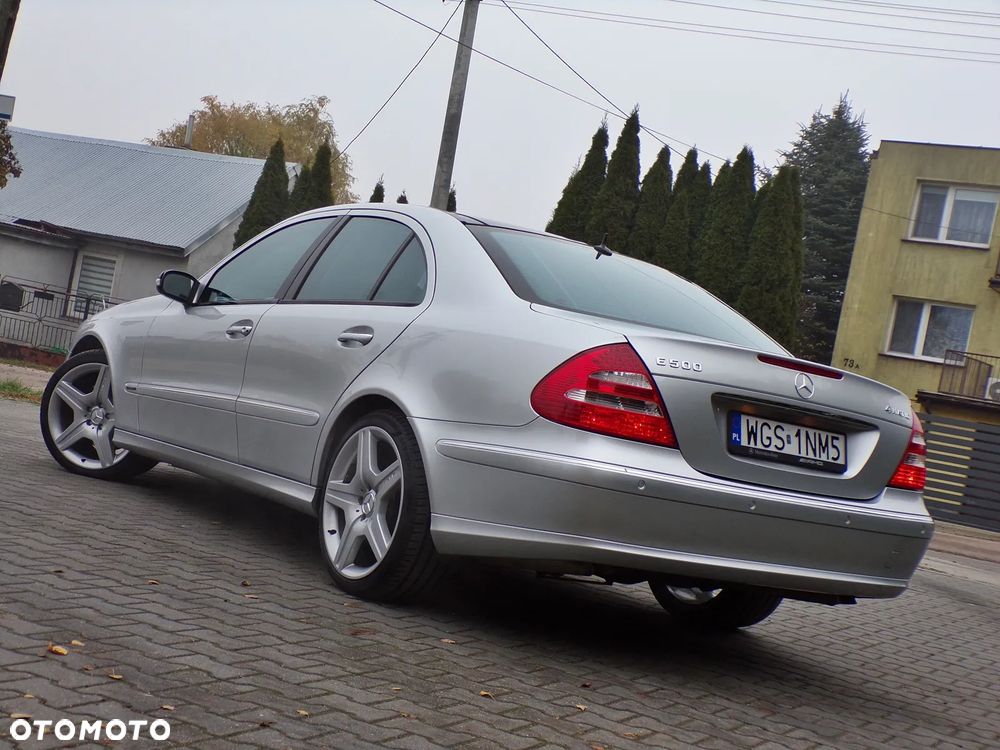 Mercedes-Benz Klasa E 500 T 4Matic Automatik Avantgarde - 4