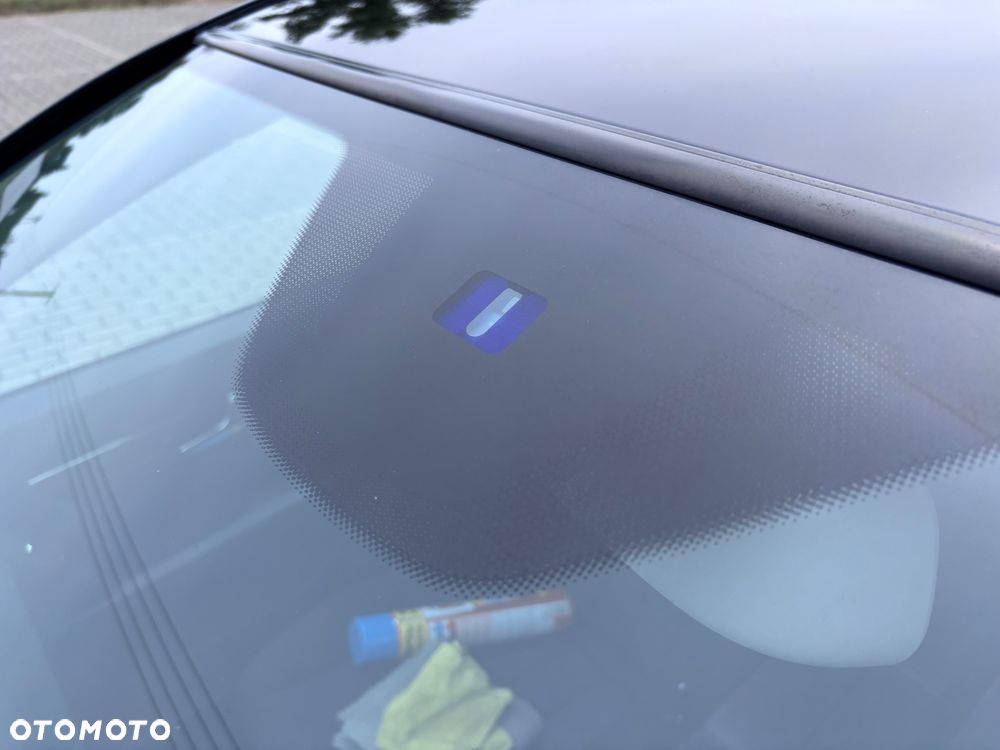 Mercedes-Benz Klasa C 180 Kompressor Automatik BlueEFFICIENCY - 32