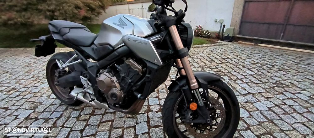 Honda CB CB650RA - 2