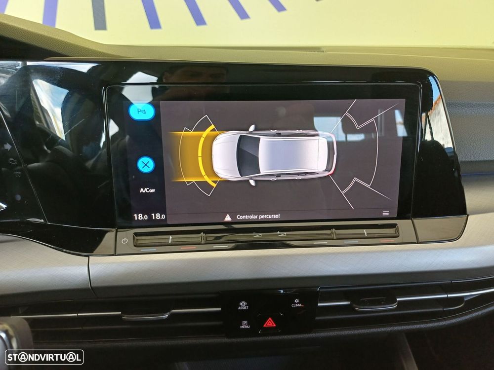 VW Golf Variant 2.0 TDi - 19