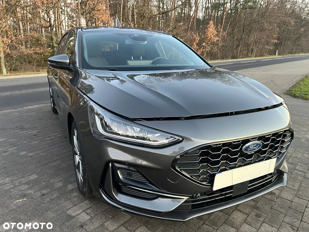 Ford Focus 1.0 EcoBoost Hybrid ST-LINE - 3