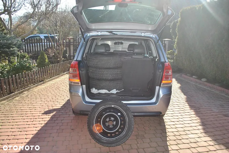 Opel Zafira - 4