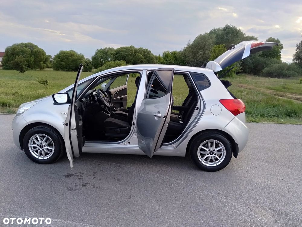 Kia Venga 1.4 L - 10