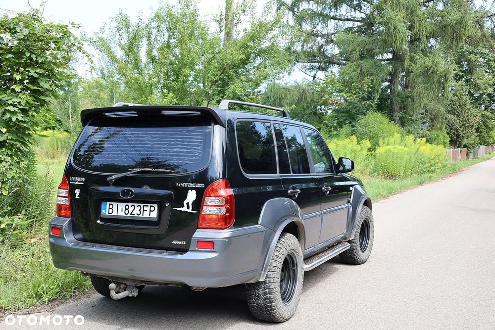 Hyundai Terracan - 4