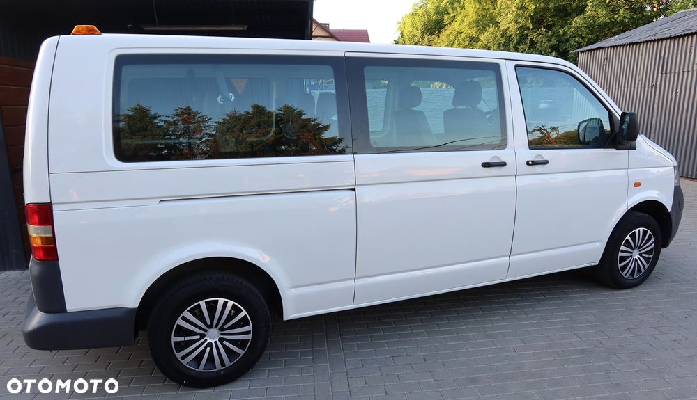 Volkswagen Transporter - 2