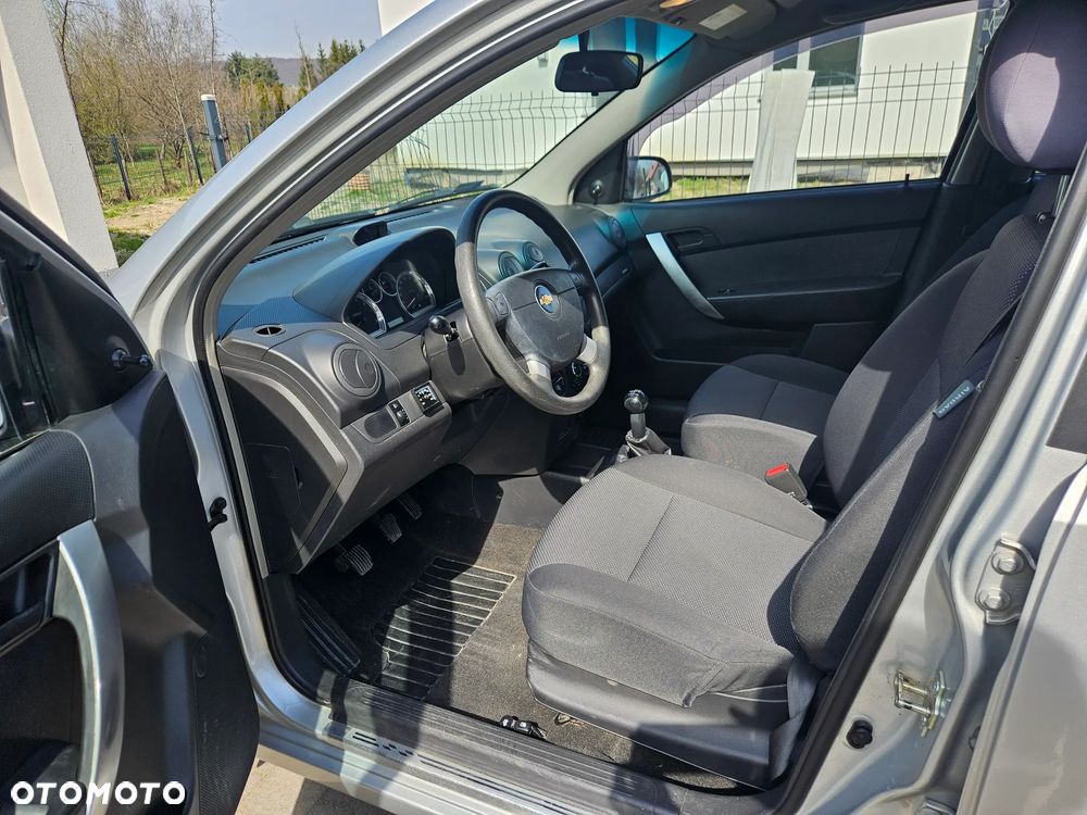 Chevrolet Aveo 1.2 16V Base+ - 16