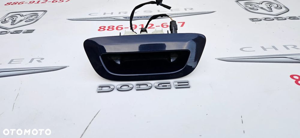 Chrysler Pacifica 2016- Zamek klapy bagażnika Klamka bagażnika Mikrostyk 5RP06KBXAC KLAPA ELEKTRYCZNA  kolor PBX - 3